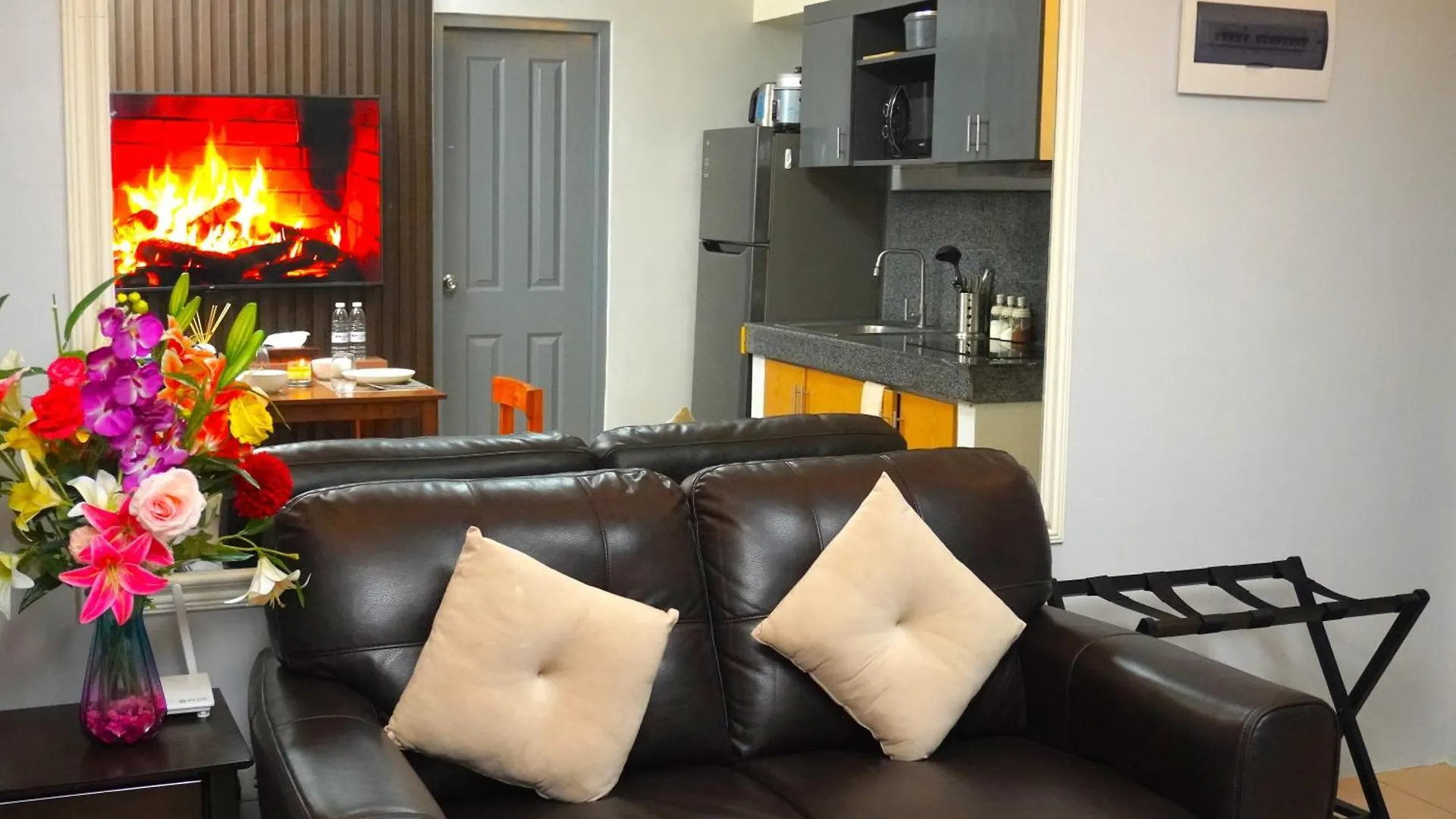 Apartment Cj Property Group Davao Philippines