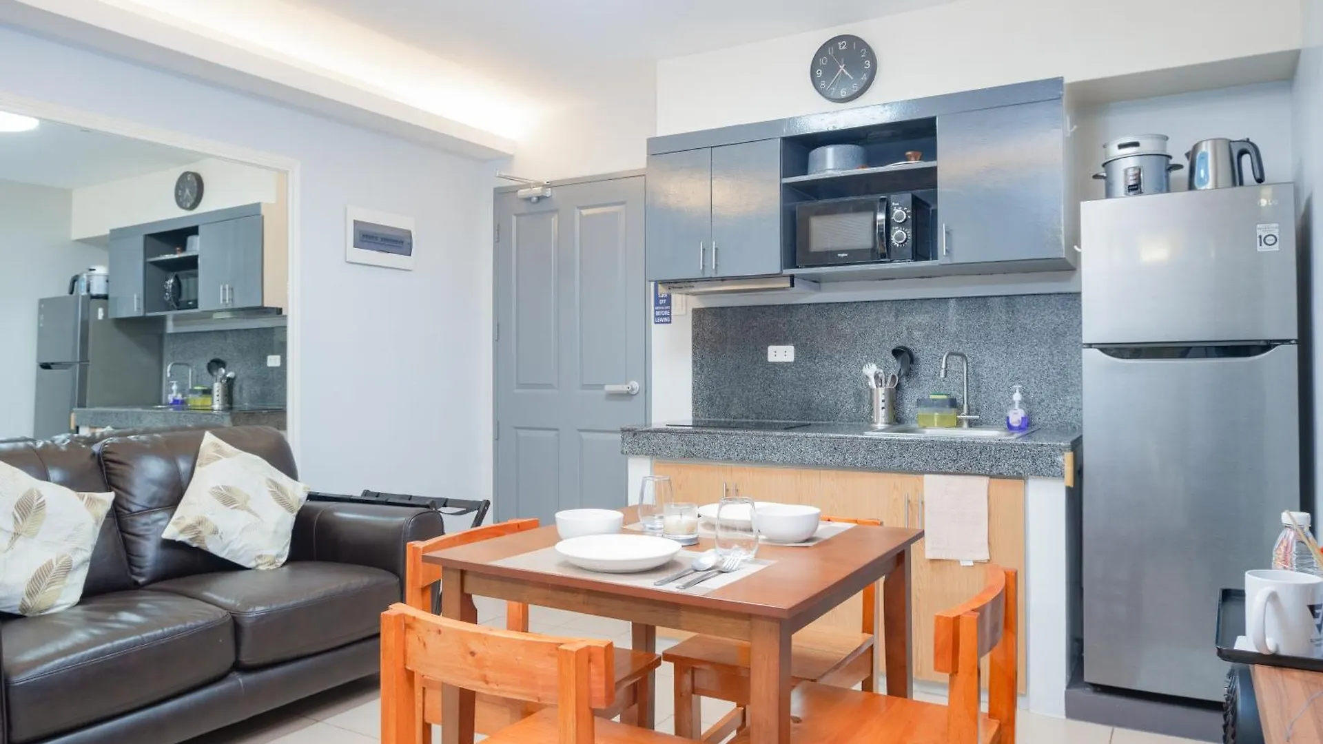 Cozy 2Br Downtown Condo 达沃 0*,